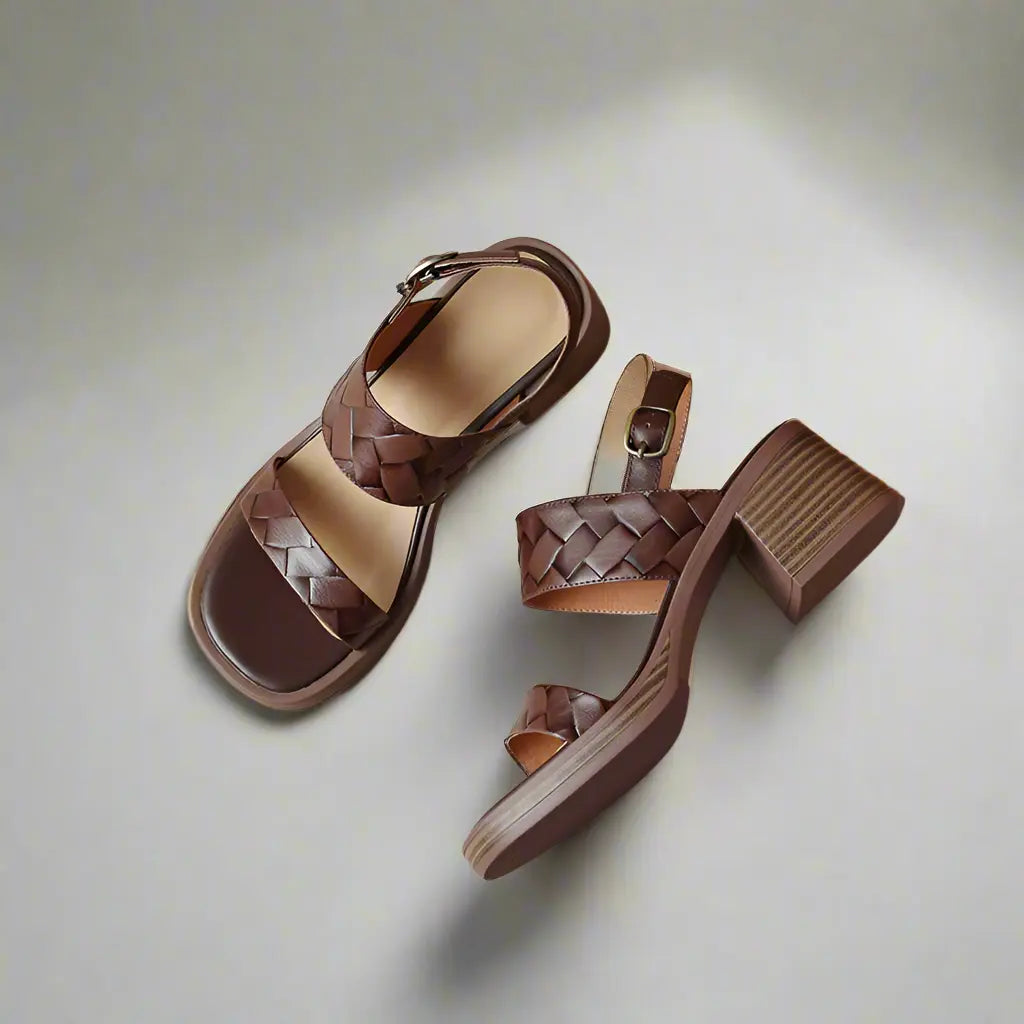 Isabella Brown Queen Sheila Brand