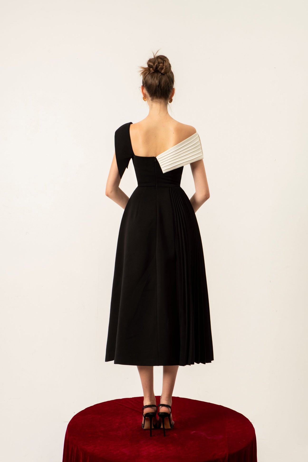 Miranda Black Off-Shoulder Midi Dress